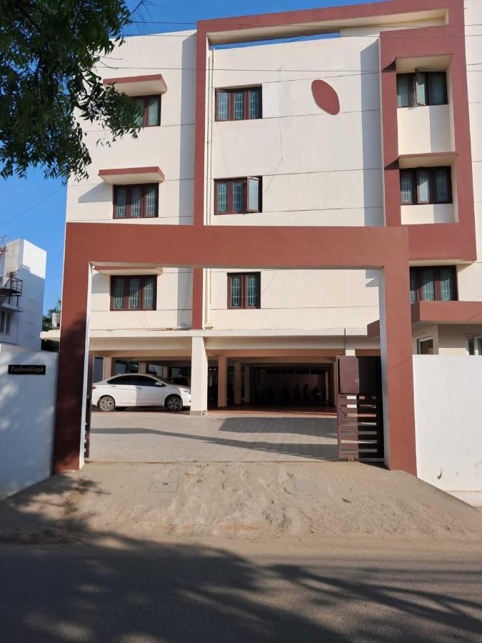 Mayfair Service Apartments Coimbatore Luaran gambar